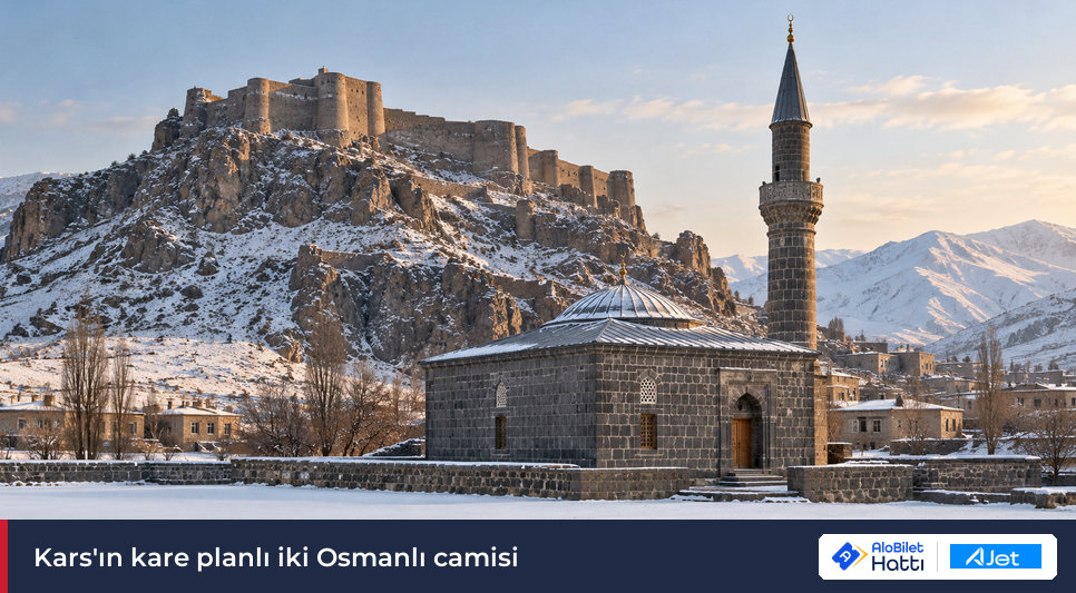 Kale eteğinde bazalt taştan kare planlı tek katlı küçük cami