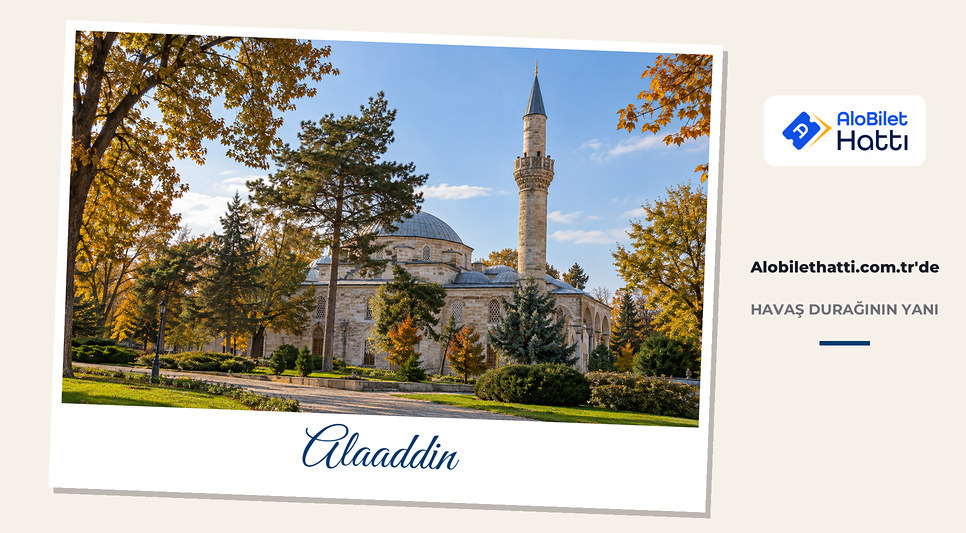 Alaaddin Tepesi'nde ağaçlar arasında Selçuklu dönemi taş cami