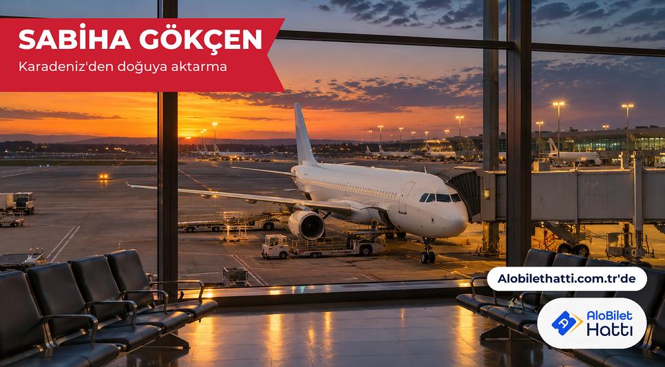 Akşam ışığında apronda bekleyen beyaz yolcu uçağı ve terminal camı