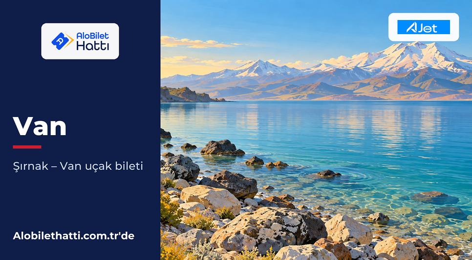 Van Gölü'nün kuzey kıyısında karlı dağlara bakan geniş göl yüzeyi